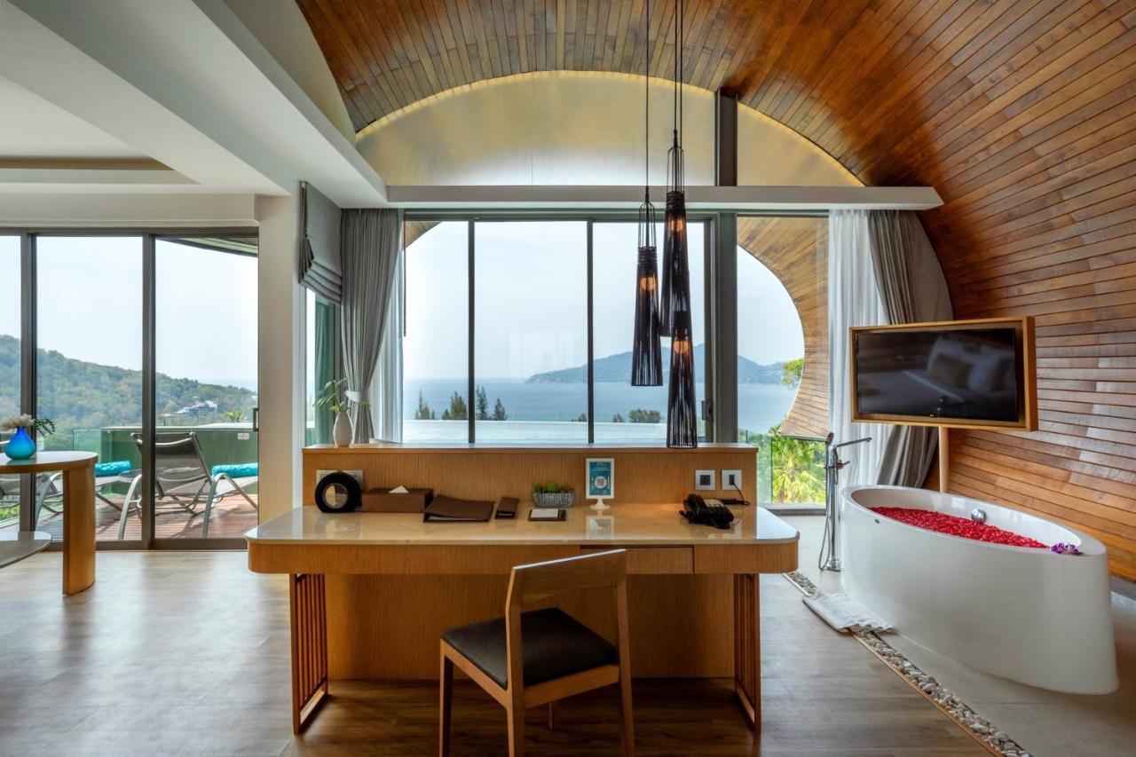 Premier Panorama Pool Villa